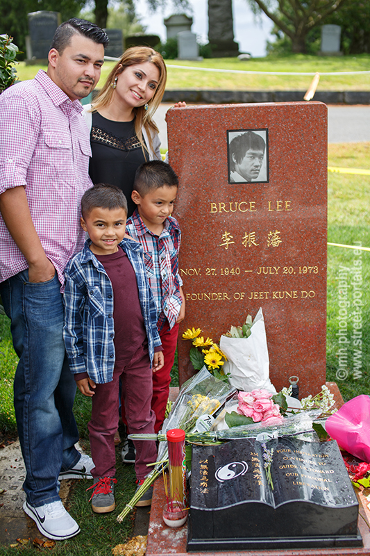 graveyard tourists 3 - bruce and brandon lee's grave site - 15th avenue east - seattle