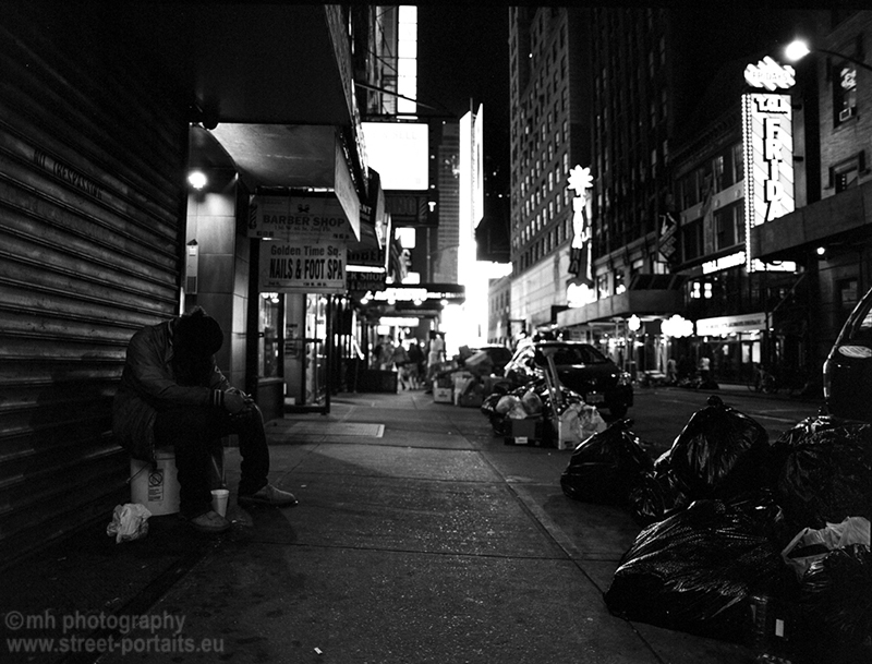 trash - w 46th St nyct