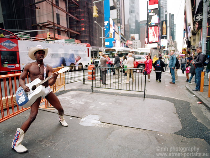 naked cowboy - time square nyc